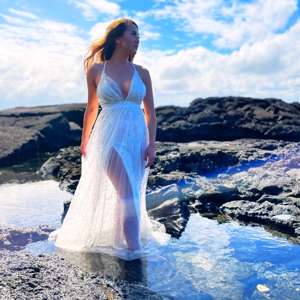 White maxi dress